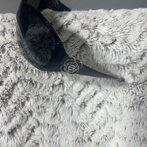 Chanel Black Sunglasses with Case - Picture 2 of 4